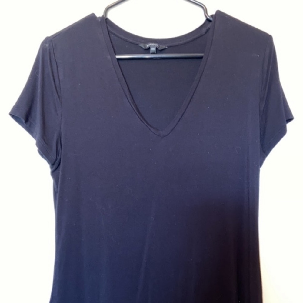 Black v-neck tee RW&Co